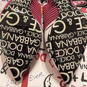 💕🖤🤍Barely Used Authentic D&G pointed toe boots💕🖤